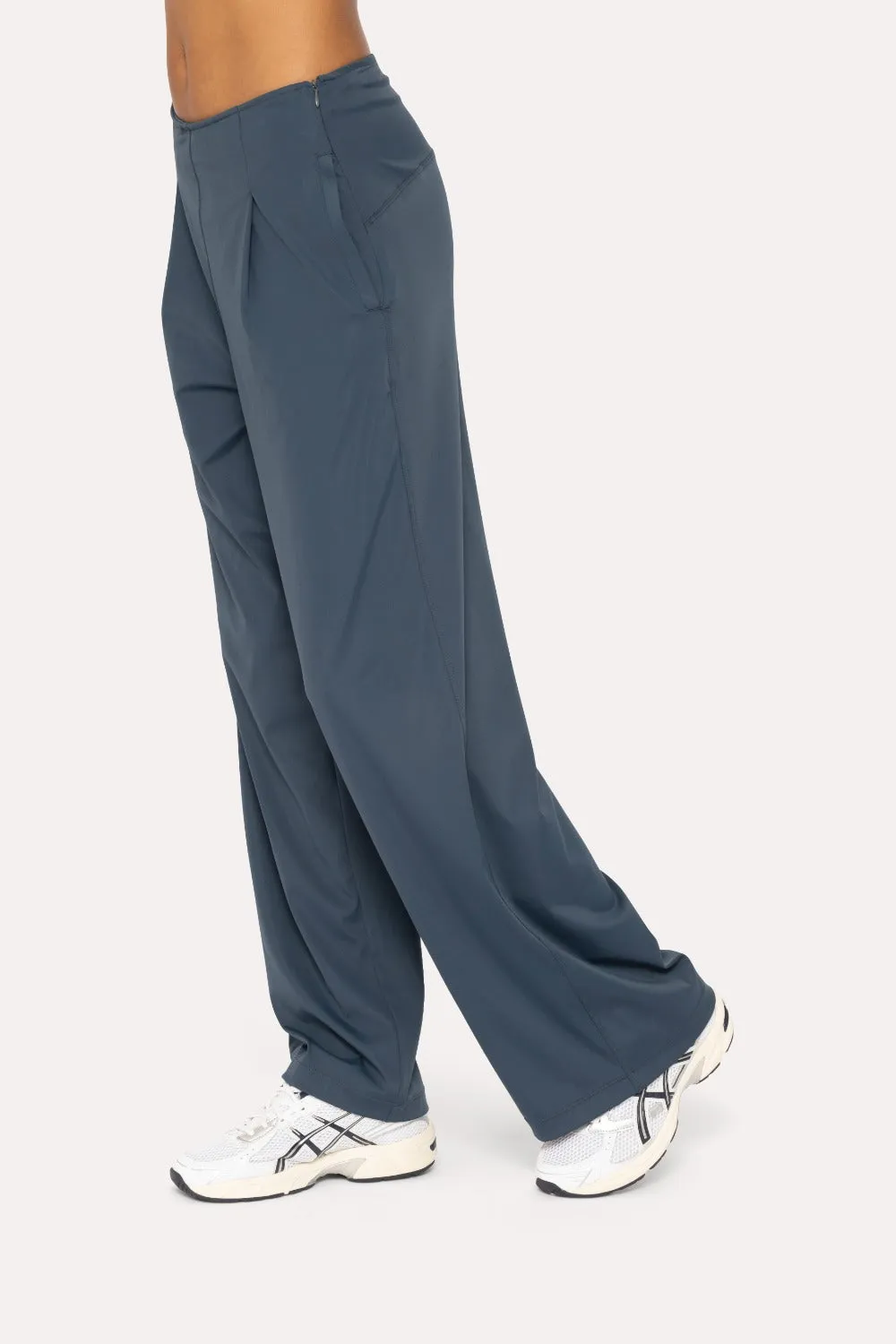 Mono B Flex Flow Pleated Wide Leg Pants